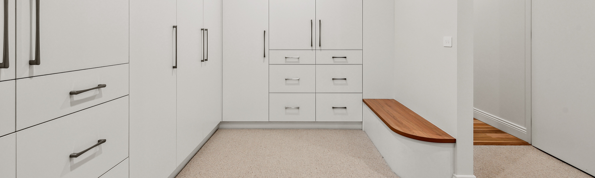 Dodge Cabinets can design a stylish and organised laundry space to making washing day a breeze.